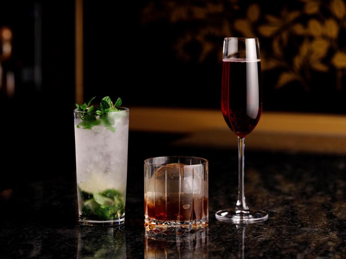 The Hotel Sanraku Kanazawa 21Th December 2022 Open Экстерьер фото A selection of cocktails