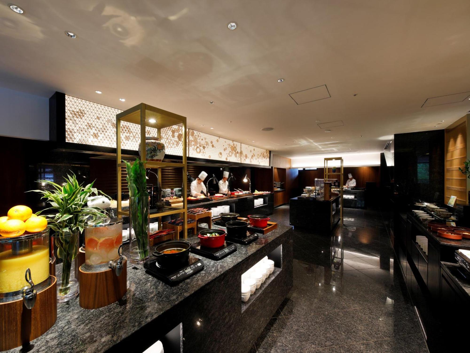 The Hotel Sanraku Kanazawa 21Th December 2022 Open Экстерьер фото The Royal Wing Suites and Spa